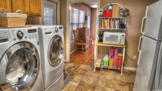 6496 N US HIGHWAY 83, Leakey, TX 78873