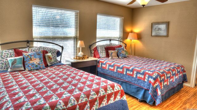 6496 N US HIGHWAY 83, Leakey, TX 78873