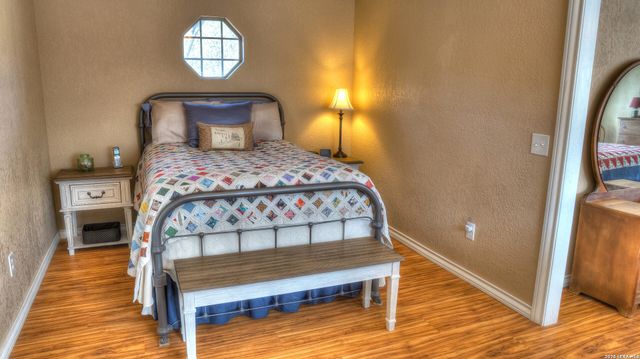 6496 N US HIGHWAY 83, Leakey, TX 78873