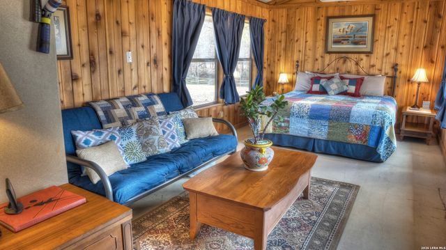 6496 N US HIGHWAY 83, Leakey, TX 78873