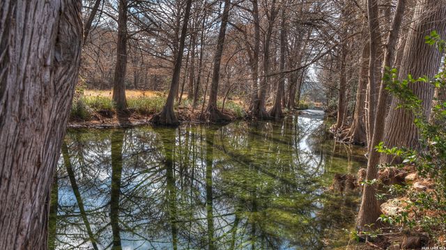 6496 N US HIGHWAY 83, Leakey, TX 78873