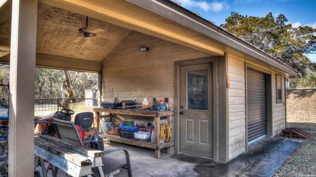 6496 N US HIGHWAY 83, Leakey, TX 78873