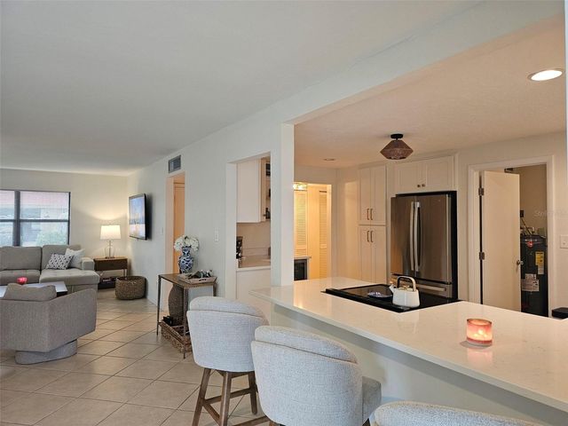 4214 EL DORADO COVE V-10, Bradenton, FL 34210