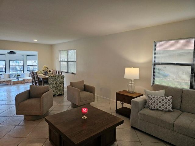 4214 EL DORADO COVE V-10, Bradenton, FL 34210