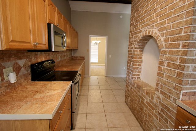 13523 Brinwood, Universal City, TX 78148