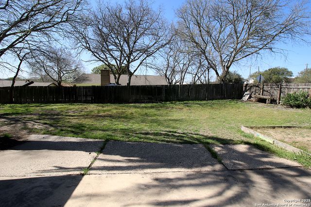 13523 Brinwood, Universal City, TX 78148