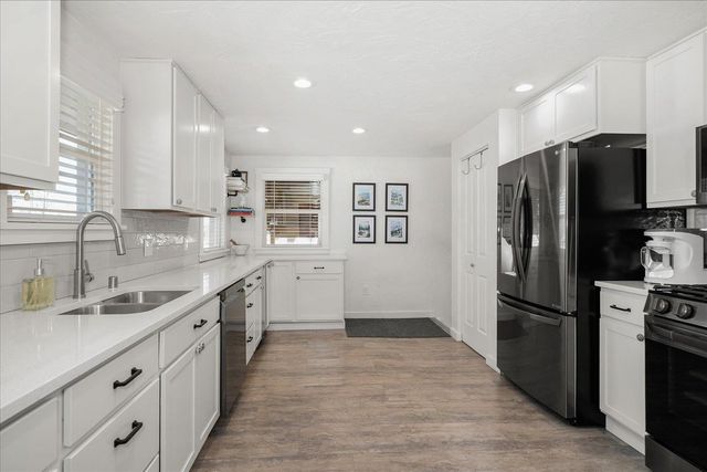 1508 W Knox Ave, Spokane, WA 99205