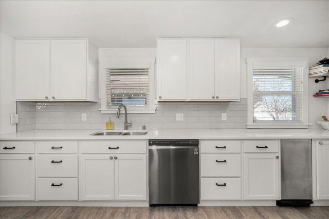 1508 W Knox Ave, Spokane, WA 99205