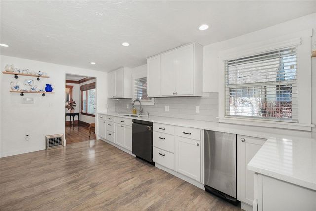 1508 W Knox Ave, Spokane, WA 99205