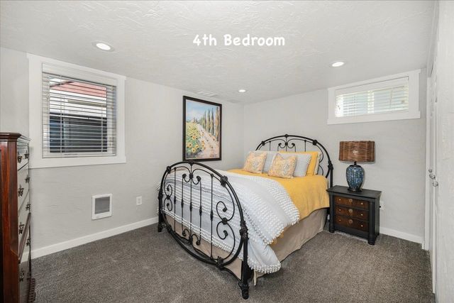 1508 W Knox Ave, Spokane, WA 99205