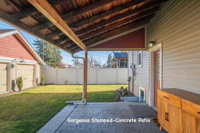 1508 W Knox Ave, Spokane, WA 99205