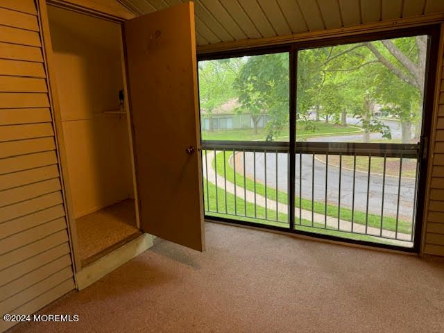 238 Medford Court J, Manalapan, NJ 07726
