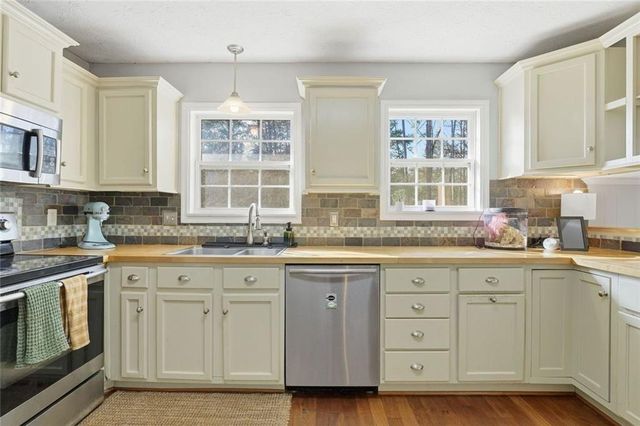 4766 McKee Court SW, Mableton, GA 30126