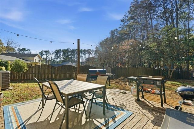 4766 McKee Court SW, Mableton, GA 30126