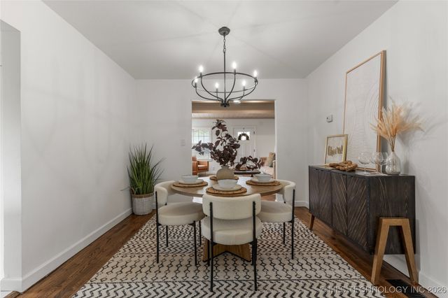 1212 S Yale Avenue, Tulsa, OK 74112