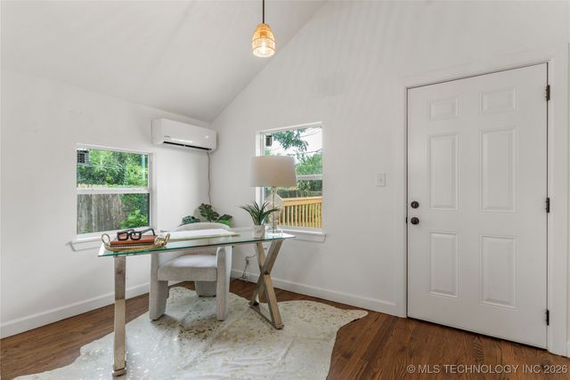 1212 S Yale Avenue, Tulsa, OK 74112