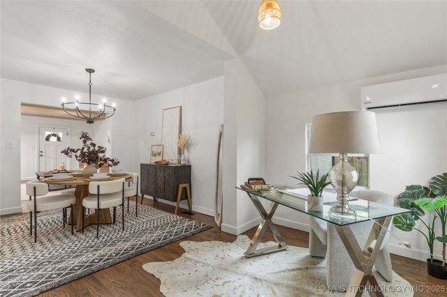 1212 S Yale Avenue, Tulsa, OK 74112