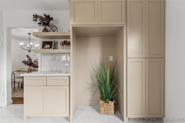 1212 S Yale Avenue, Tulsa, OK 74112