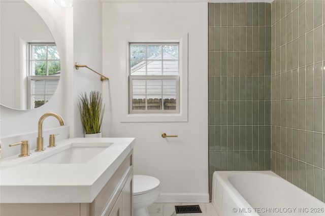 1212 S Yale Avenue, Tulsa, OK 74112