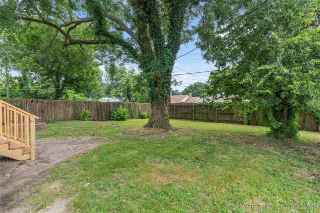 1212 S Yale Avenue, Tulsa, OK 74112