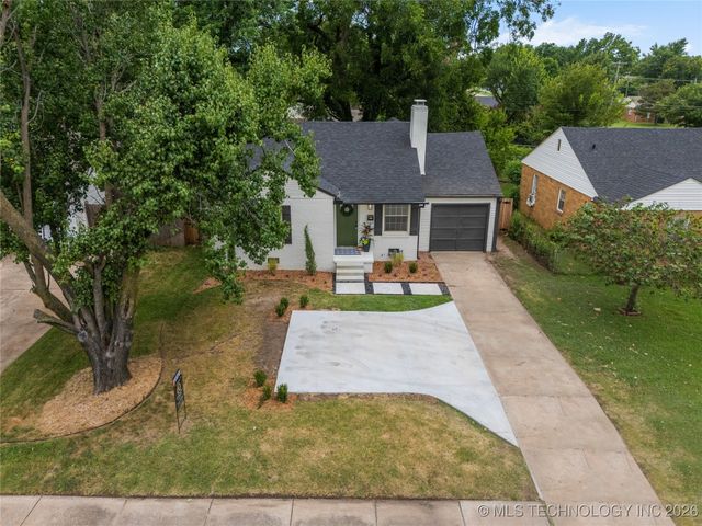 1212 S Yale Avenue, Tulsa, OK 74112