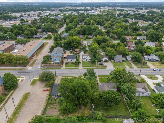 1212 S Yale Avenue, Tulsa, OK 74112