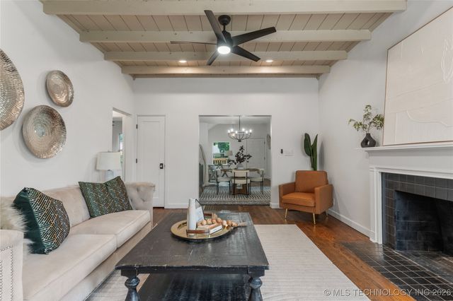 1212 S Yale Avenue, Tulsa, OK 74112