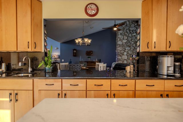 917 Tamer Lane, Glenview, IL 60025