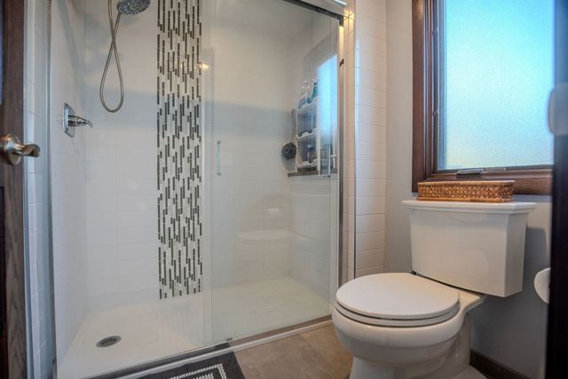 917 Tamer Lane, Glenview, IL 60025