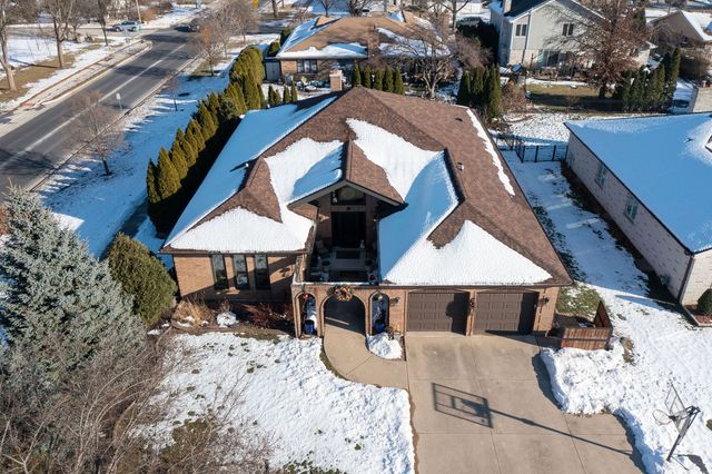 917 Tamer Lane, Glenview, IL 60025