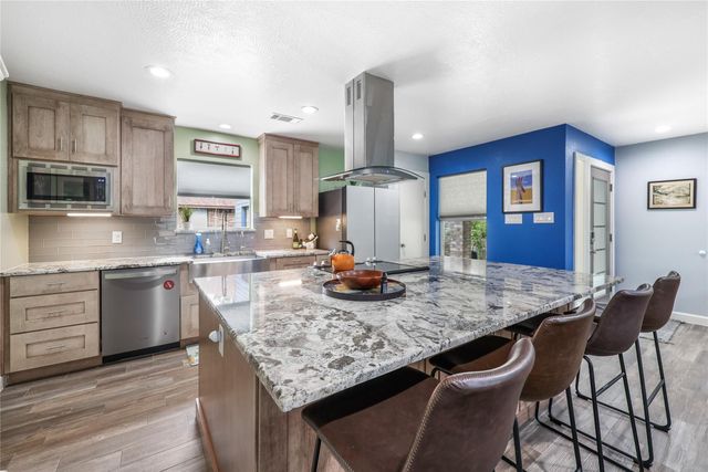 28831 Diamondhead S, Conroe, TX 77356