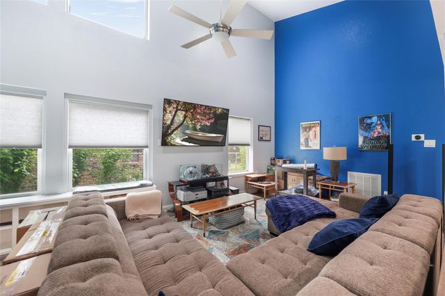 28831 Diamondhead S, Conroe, TX 77356