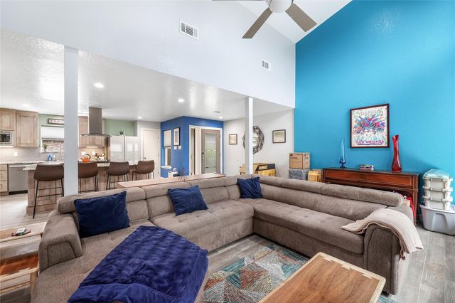 28831 Diamondhead S, Conroe, TX 77356