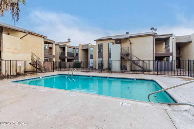1620 N Wilmot Rd Unit L207, Tucson, AZ 85712