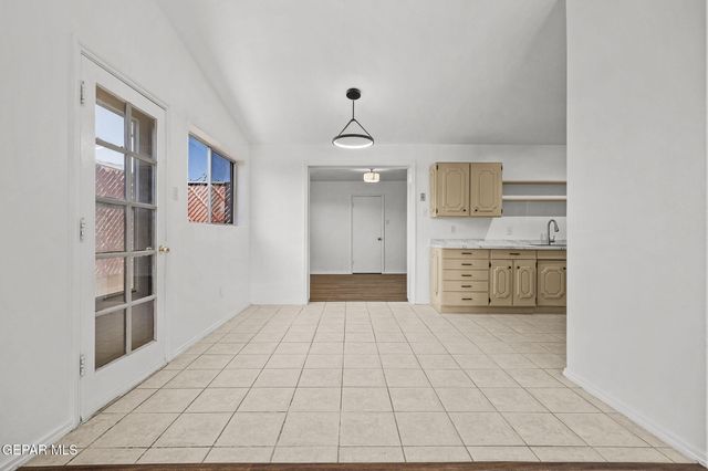 468 BORRETT Street, El Paso, TX 79907