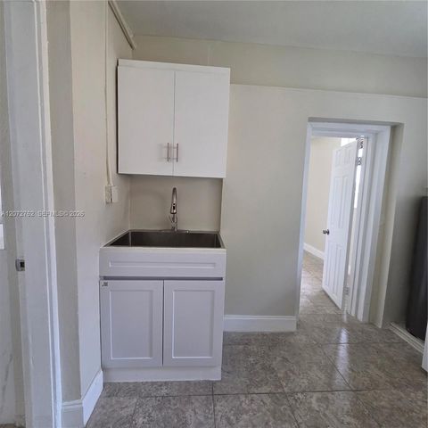 17301 NW 47th Avenue, Miami Gardens, FL 33055