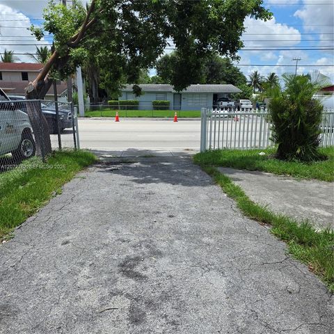 17301 NW 47th Avenue, Miami Gardens, FL 33055
