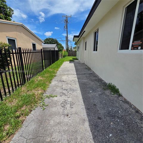 17301 NW 47th Avenue, Miami Gardens, FL 33055