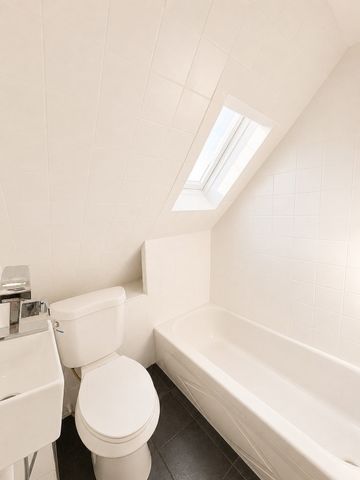 29 East Cottage, Boston, MA 02125