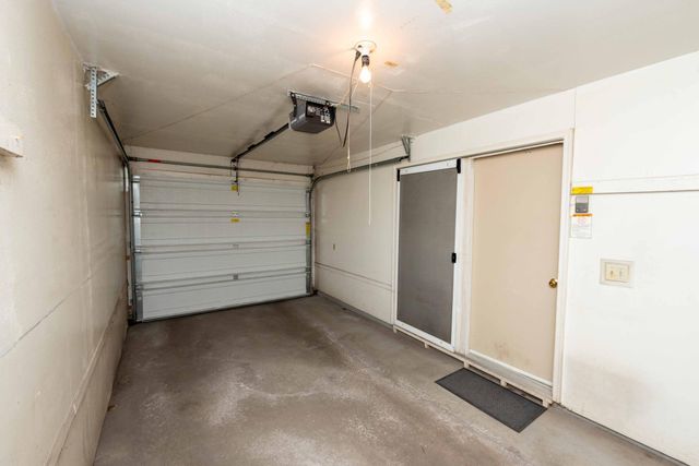 7552 15th Street Lane N, Oakdale, MN 55128