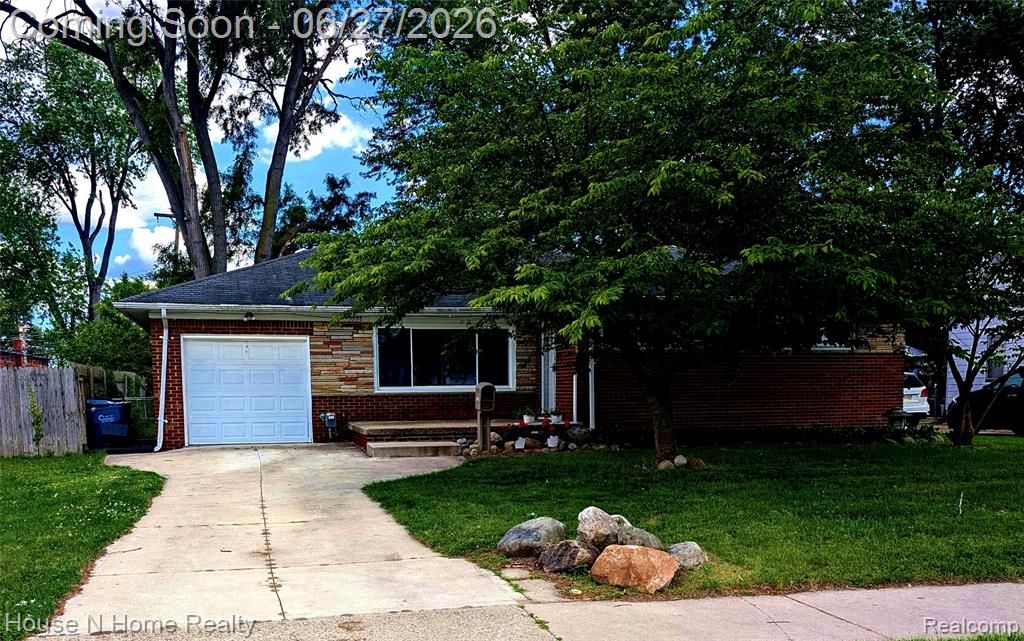 3998 Capitol Avenue, Warren, MI 48091