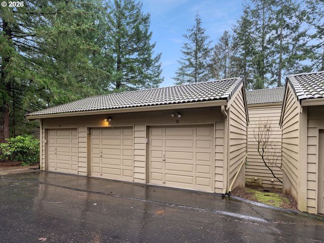38 CERVANTES Cir, Lake Oswego, OR 97035