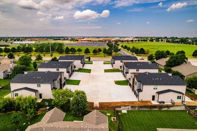 3548 N Tyler Ct, Wichita, KS 67205