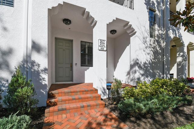 6031 BOWEN DANIEL DRIVE 103, Tampa, FL 33616