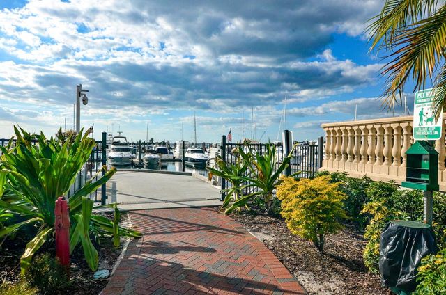 6031 BOWEN DANIEL DRIVE 103, Tampa, FL 33616