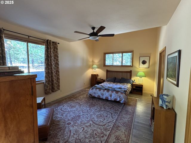 73 LONG Rd, Wahkiacus, WA 98670