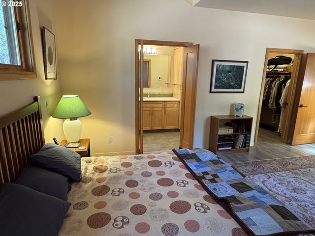 73 LONG Rd, Wahkiacus, WA 98670