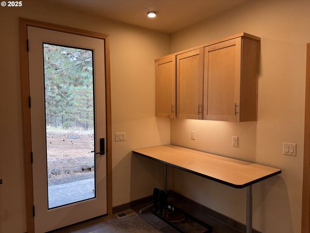 73 LONG Rd, Wahkiacus, WA 98670