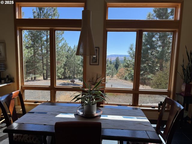 73 LONG Rd, Wahkiacus, WA 98670