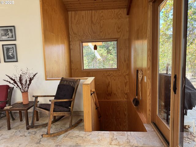 73 LONG Rd, Wahkiacus, WA 98670